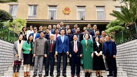Lãnh đạo Hiệp hội Doanh nghiệp tỉnh Đắk Lắk thăm và làm việc với Đại sứ quán Việt Nam tại Nhật Bản