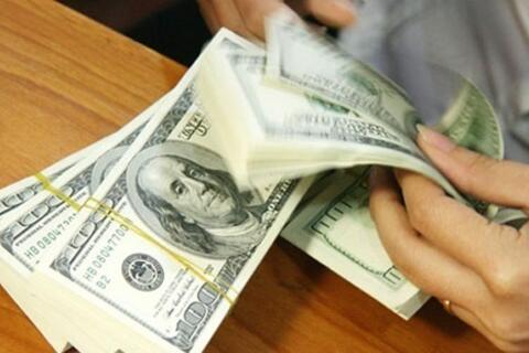 Ngân hàng Nhà nước bất ngờ nâng giá mua USD