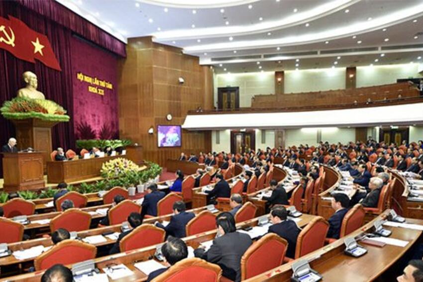 Ủy viên Bộ Chính trị chủ động từ chức khi không đủ uy tín