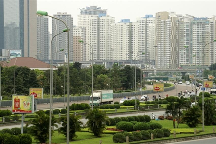 Cao ốc băm nát Hà Nội: Quy hoạch dẫm chân nhau...