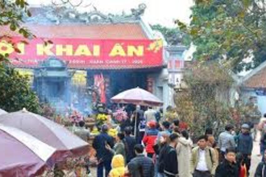 Giảm quy mô, thời gian tổ chức các lễ hội đã khai mạc