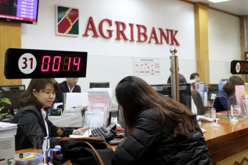 'Tứ đại gia' nhà băng: Agribank 'vô địch', Vietcombank xếp cuối về huy động vốn