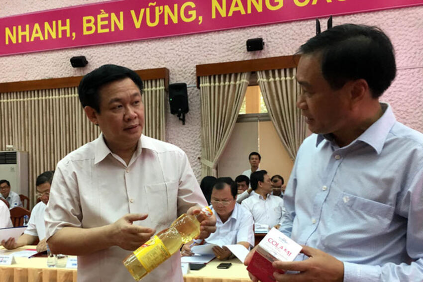 Phó Thủ tướng Vương Đình Huệ bất ngờ hỏi Chủ tịch Đồng Tháp về giá mật ong…