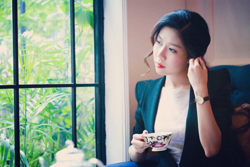 Doanh nhân 9x xinh đẹp nói về 'trào lưu' làm mẹ đơn thân