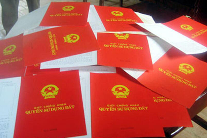 Nhà, đất “giấy tay” sẽ được cấp... sổ đỏ