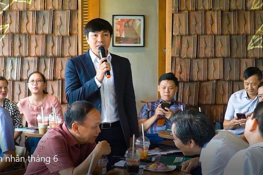Ban Đào tạo và Hội viên tổ chức Chương trình “Cafe Doanh nhân – Kết nối để tạo ra giá trị”