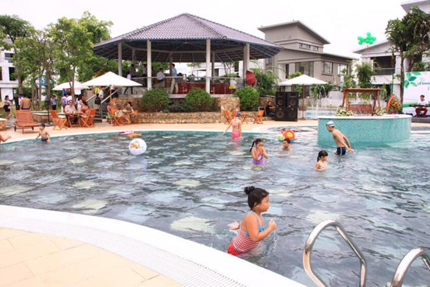 Ô tô ngập tràn ở khu đô thị cho người thu nhập thấp