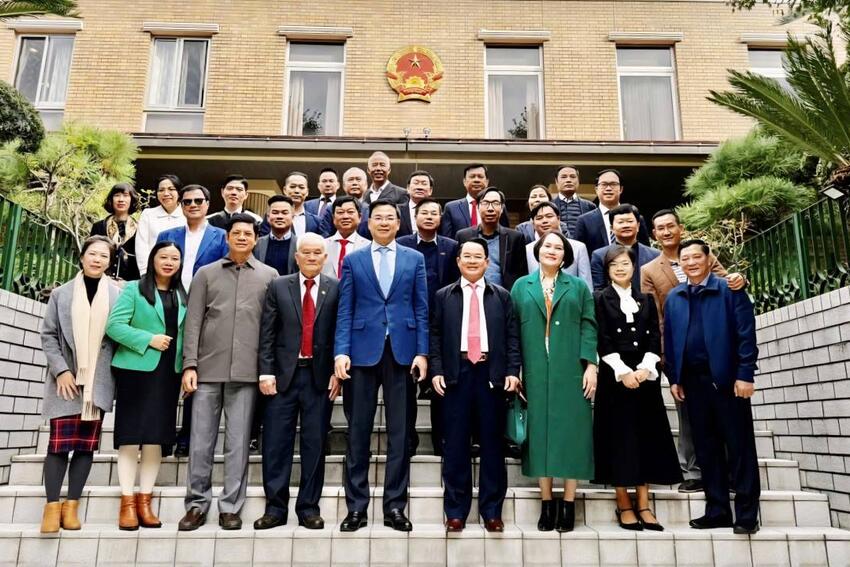 Lãnh đạo Hiệp hội Doanh nghiệp tỉnh Đắk Lắk thăm và làm việc với Đại sứ quán Việt Nam tại Nhật Bản