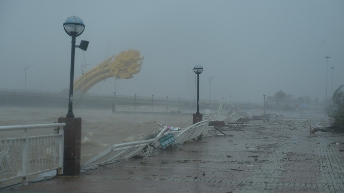 Miền Trung, tan hoang, bão Miền Trung, tan hoang, bão