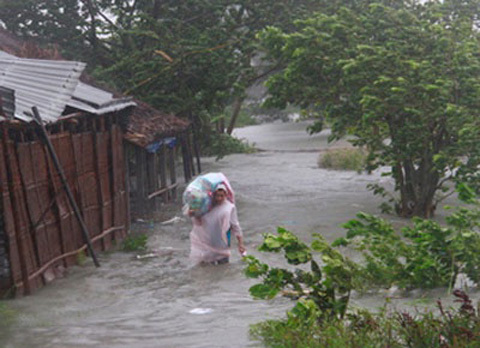 Miền Trung, tan hoang, bão Miền Trung, tan hoang, bão