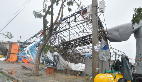 Miền Trung, tan hoang, bão Miền Trung, tan hoang, bão