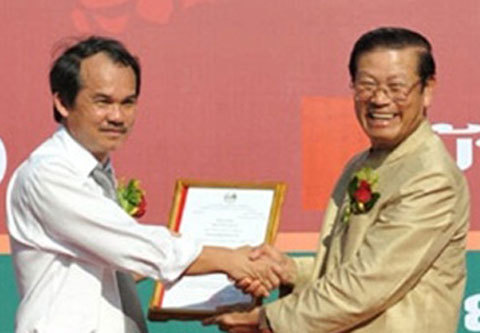 Đoàn-nguyên-đức, bầu-đức, doanh-nhân, hoàng-anh-gia-lai, doanh-nghiệp, đại-gia Đoàn-nguyên-đức, bầu-đức, doanh-nhân, hoàng-anh-gia-lai, doanh-nghiệp, đại-gia