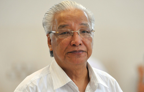 Chuyên gia Cao Sĩ Kiêm đề nghị viết lại đề án tái cơ cấu nền kinh tế. Ảnh: Hoàng Hà