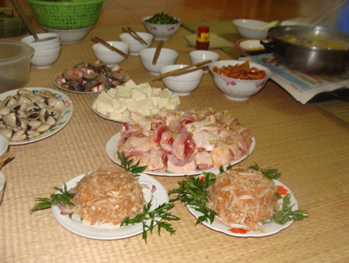 thịt-sống, Thái-Bình, đặc-sản, giun-sán, nem-chạo, giỗ, cỗ. Thái-Thụy, Vị-Thủy thịt-sống, Thái-Bình, đặc-sản, giun-sán, nem-chạo, giỗ, cỗ. Thái-Thụy, Vị-Thủy