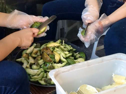 hoa-quả, thối, dập-nát, chợ, nhặt, mua, sinh-tố, quán-cà-phê, nước-ép, trái-câu, Long-Biên hoa-quả, thối, dập-nát, chợ, nhặt, mua, sinh-tố, quán-cà-phê, nước-ép, trái-câu, Long-Biên