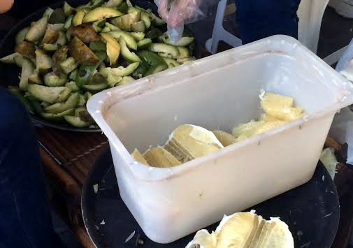 hoa-quả, thối, dập-nát, chợ, nhặt, mua, sinh-tố, quán-cà-phê, nước-ép, trái-câu, Long-Biên hoa-quả, thối, dập-nát, chợ, nhặt, mua, sinh-tố, quán-cà-phê, nước-ép, trái-câu, Long-Biên