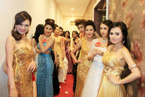 ném danh hiệu, từ bỏ danh hiệu, hậu trường nhan sắc ném danh hiệu, từ bỏ danh hiệu, hậu trường nhan sắc