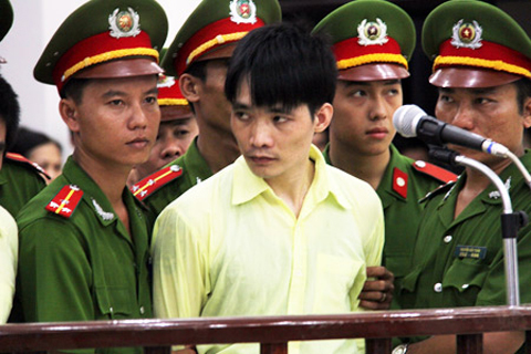 trộm, quan-chức, tiền, vàng, tiền-tỷ, lộ, ăn-cắp, tội-phạm, tòa, tham-nhũng, ông-lớn trộm, quan-chức, tiền, vàng, tiền-tỷ, lộ, ăn-cắp, tội-phạm, tòa, tham-nhũng, ông-lớn