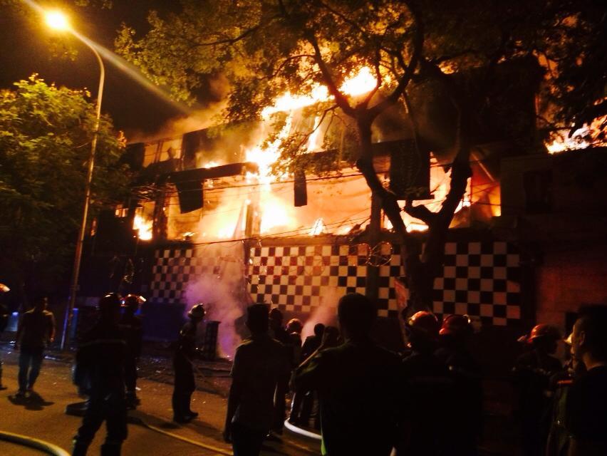 cháy, quán bar, Yên Phụ, Hà Nội