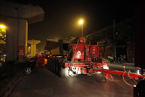 nửa đêm, lắp đặt, cẩu trục, đường sắt trên cao, Cát Linh - Hà Đông nửa đêm, lắp đặt, cẩu trục, đường sắt trên cao, Cát Linh - Hà Đông