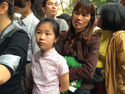 thần tài, vàng, chen lấn thần tài, vàng, chen lấn