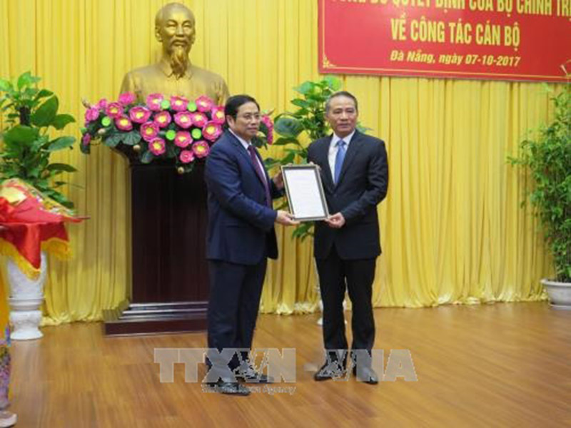 Tổng bí thư Nguyễn Phú Trọng, Nguyễn Phú Trọng, Bộ Chính trị, luân chuyển cán bộ Tổng bí thư Nguyễn Phú Trọng, Nguyễn Phú Trọng, Bộ Chính trị, luân chuyển cán bộ