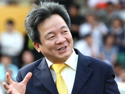 15 tỷ phú ngân hàng giàu nhất trên sàn chứng khoán 2013 (5)