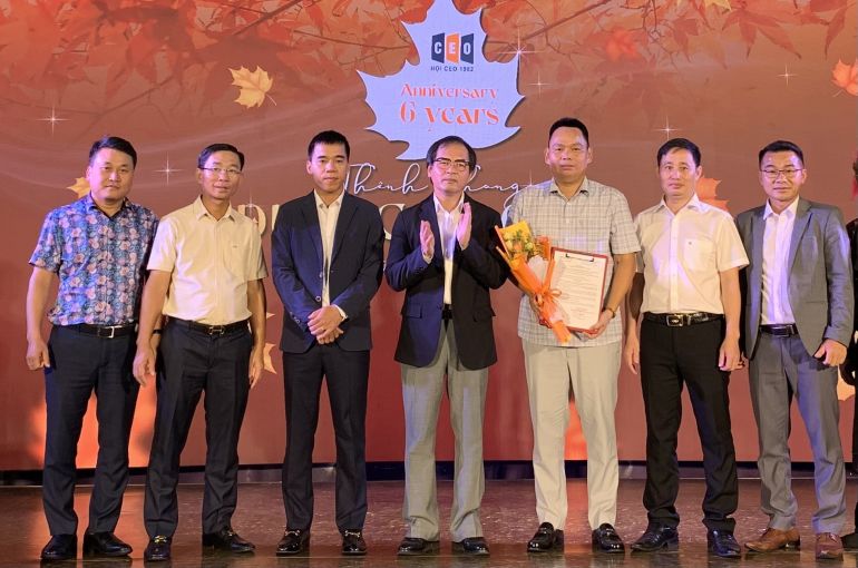 Hội CEO 1982 đã đón nhận quyết định chính thức là thành viên của Hiệp hội Doanh nghiệp nhỏ và vừa Việt Nam