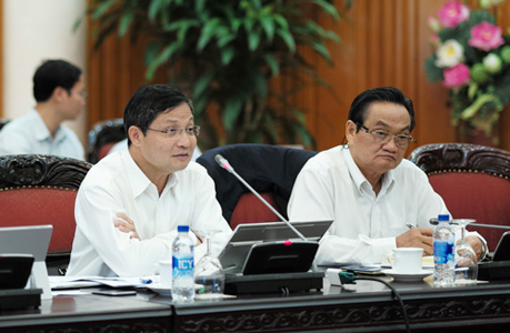 thu-tuong-hop-voi-to-tu-van-kinh-te