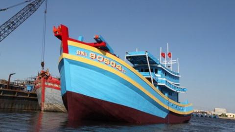 Mẫu tàu cá vỏ gỗ lớn nhất miền Trung có công suất 1.150 mã lực không thua kém gì mẫu vỏ thép của SBIC