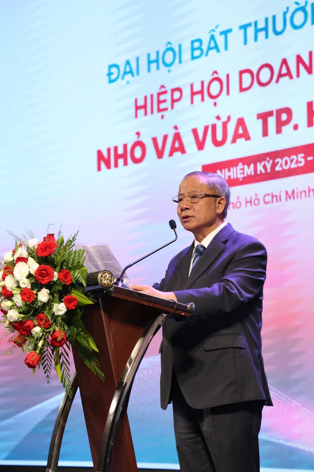 Chủ tịch Nguyễn Văn Thân: “Kinh tế tư nhân phải tiên phong, Hiệp hội TP. Hồ Chí Minh cần đi đầu trong đổi mới” Hiệp hội Doanh nghiệp nhỏ và vừa Việt Nam đề xuất thành lập ngân hàng số