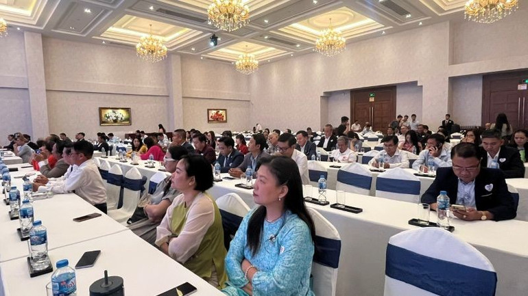 Các đại biểu dự Đại hội bất thường lần thứ I, Hiệp hội Doanh nghiệp nhỏ và vừa Thành phố Hồ Chí Minh. h2-hoi-dn.jpg